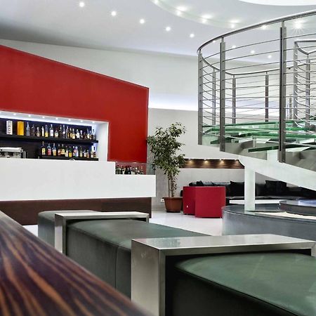 Hotel Ibis Styles Milano Centro Esterno foto