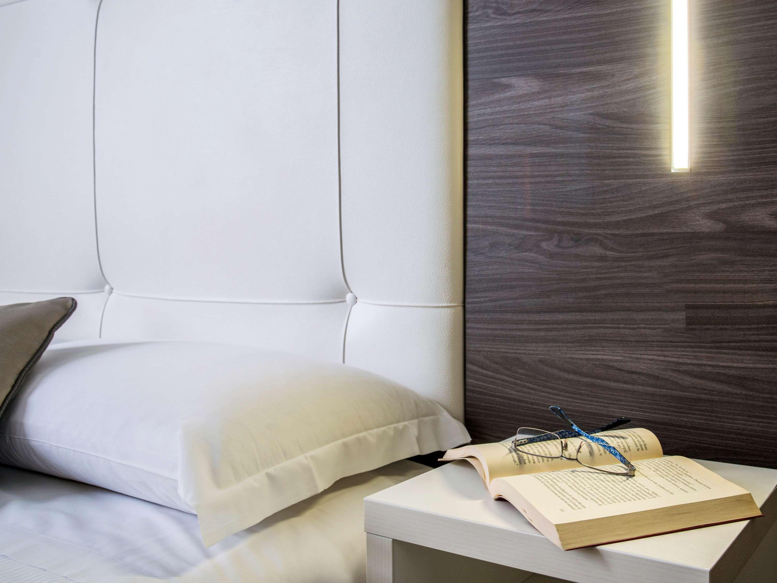 Hotel Ibis Styles Milano Centro Esterno foto