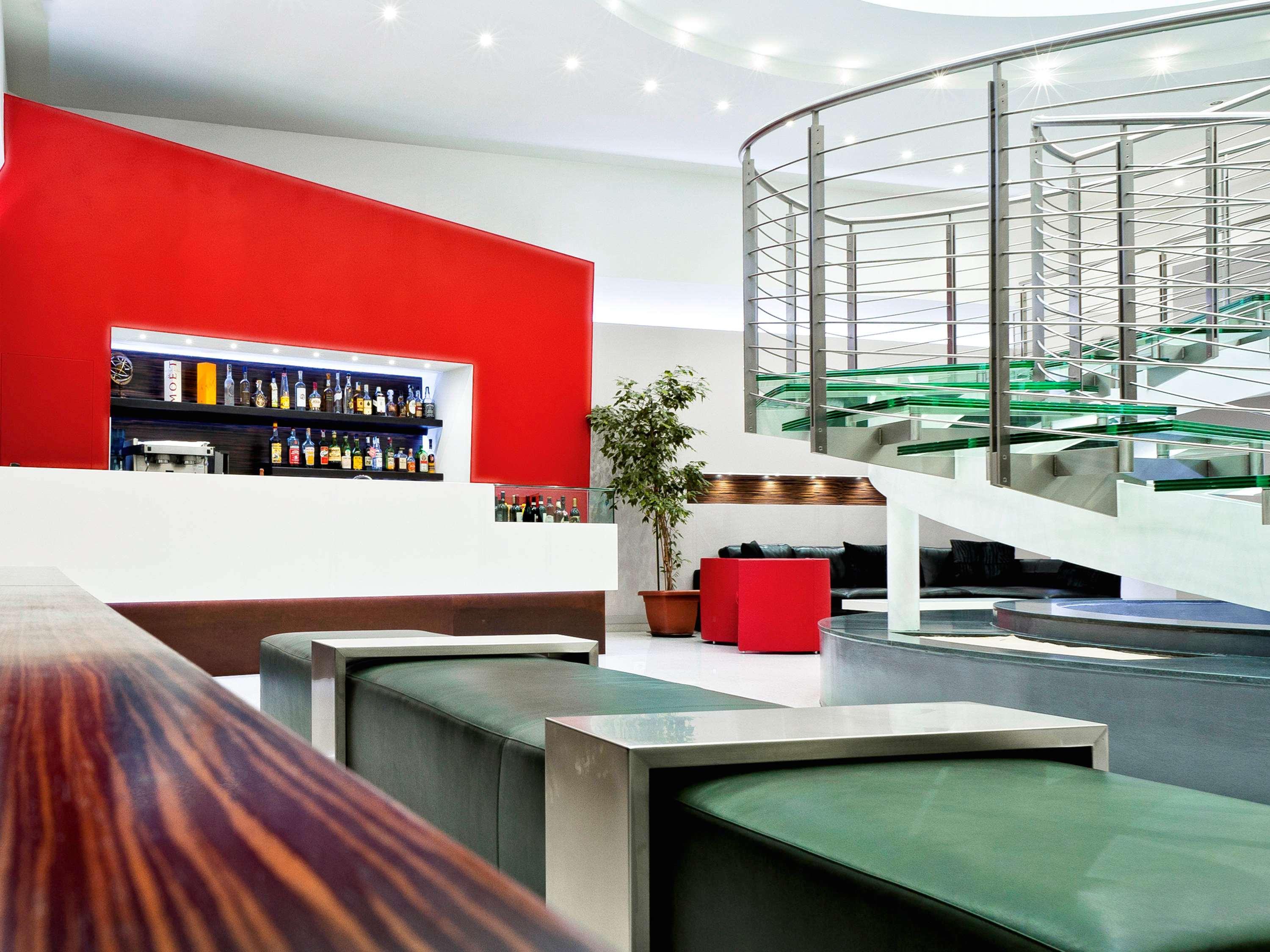 Hotel Ibis Styles Milano Centro Esterno foto