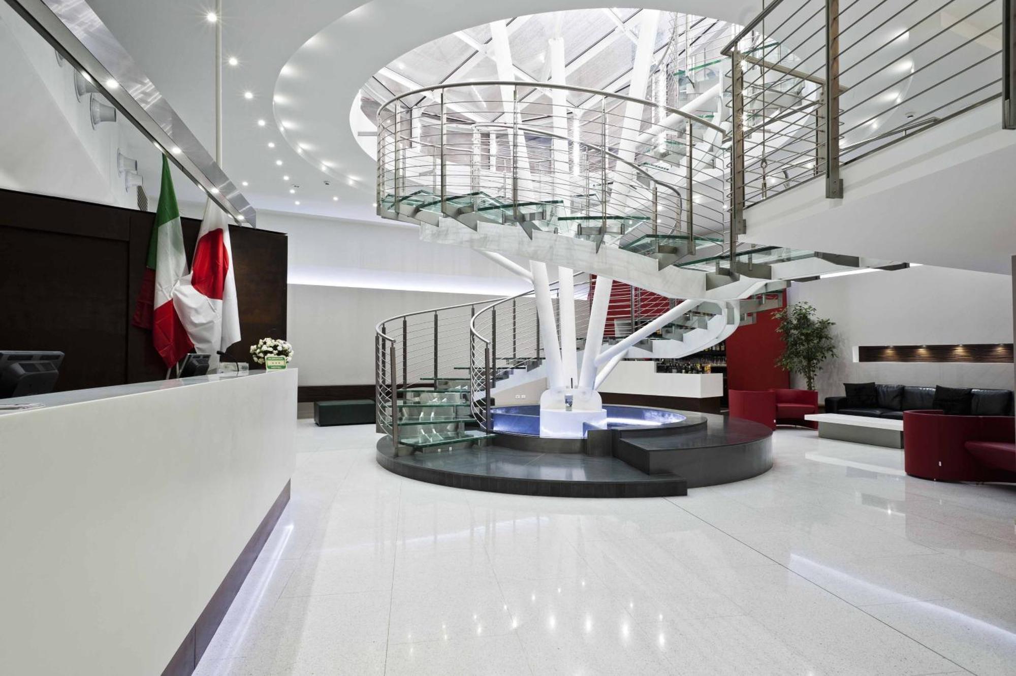 Hotel Ibis Styles Milano Centro Esterno foto